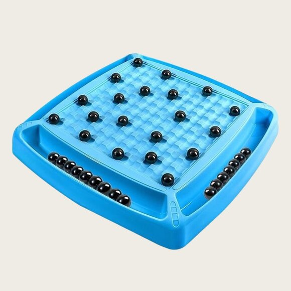 Fun Family Magnetic Chess Game with 32pcs Stones Table Game - Picture 2 of 7